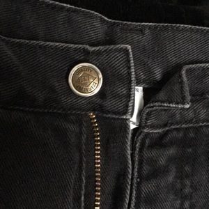 black zena jeans